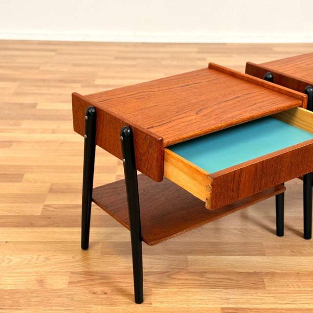 Wood Bedside Tables in Teak by Ab Carlström & Co., 1950s, Set of 2 For Sale - Image 7 of 11