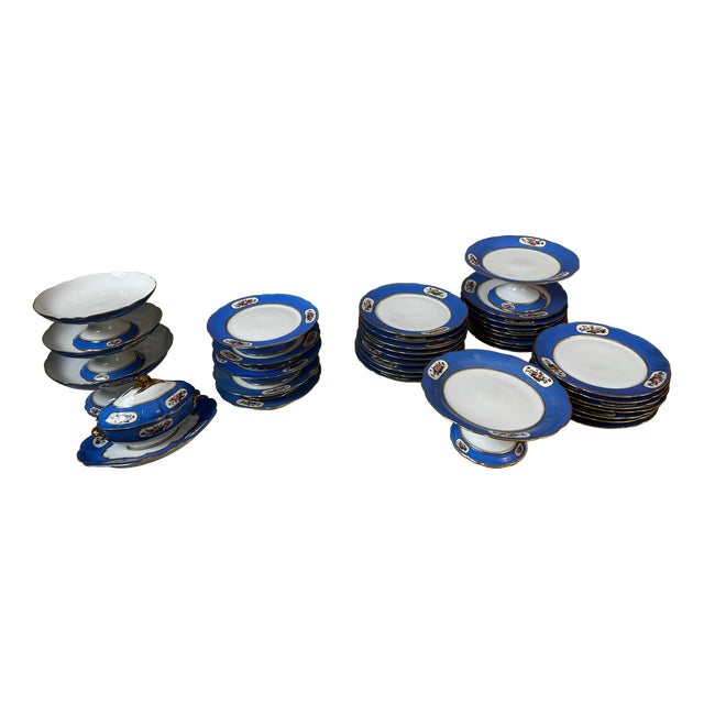 Paris Porcelain Service, 1880, Set of 35 For Sale