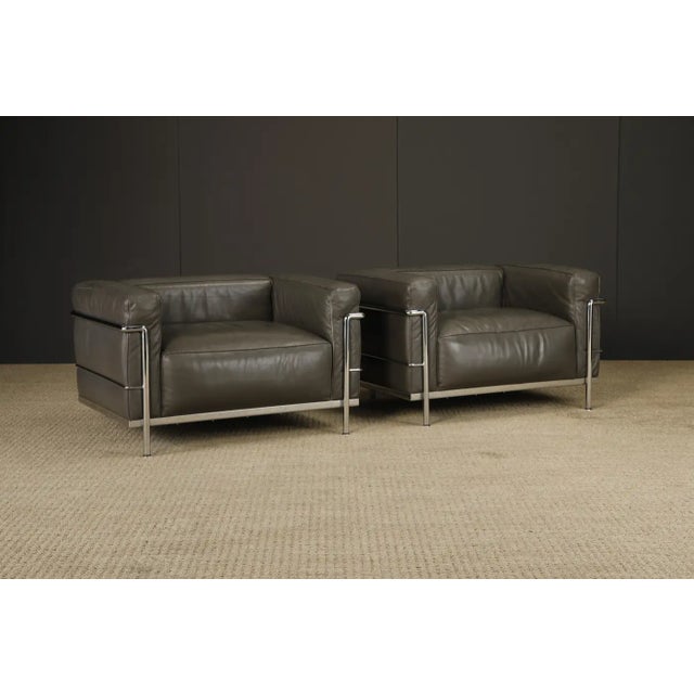 Early Year Grey Leather 'Lc3' Club Chairs by Le Corbusier for Cassina, Signed For Sale In Los Angeles - Image 6 of 18