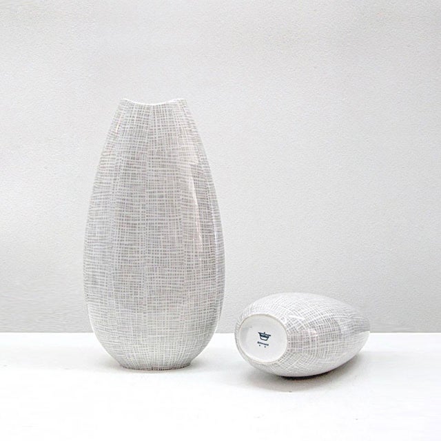 Set of Raymond Loewy for Thomas Vases, 1970 For Sale - Image 10 of 11