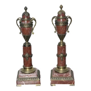 Vintage Biltmore Estate Collection Pair of Neoclassical Rouge Marble Urns Cassolettes For Sale