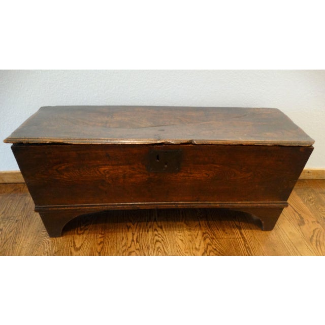 18th-Century English George III Six Board Elm Coffer Chest For Sale - Image 4 of 13