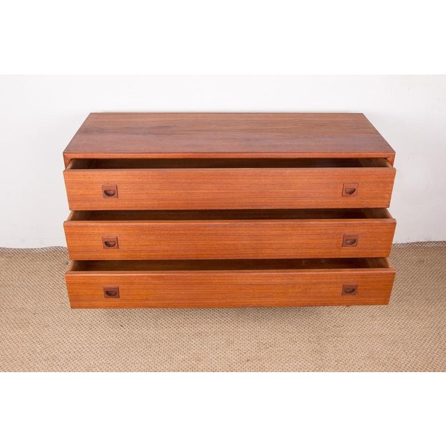 Small Danish Teak Sideboard, 1960s For Sale - Image 4 of 17