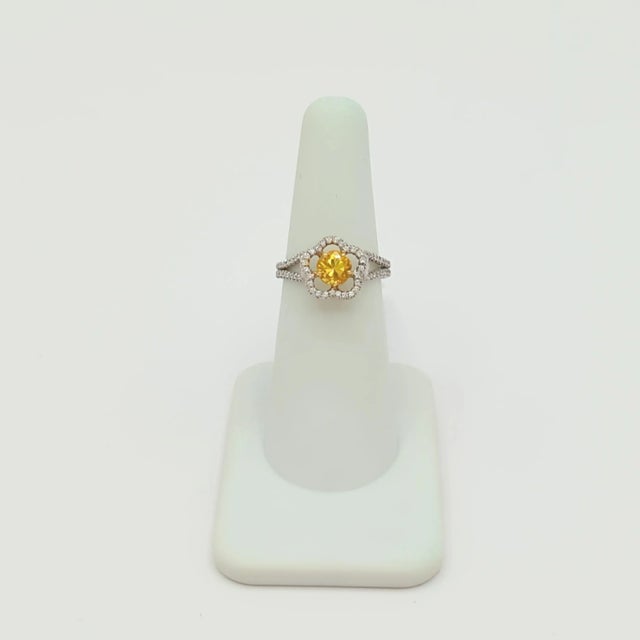 Early 21st Century Yellow Sapphire and White Diamond Floral Ring in 18K 2 Tone Gold, size 6 For Sale - Image 5 of 8