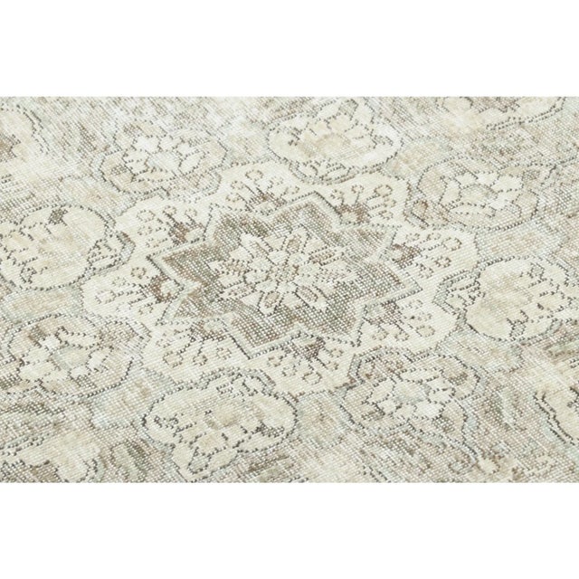 1970s Vintage Persian Tabriz Rug, Washed All-Over Floral in Cream and Gray - Rug & Kilim For Sale - Image 5 of 7