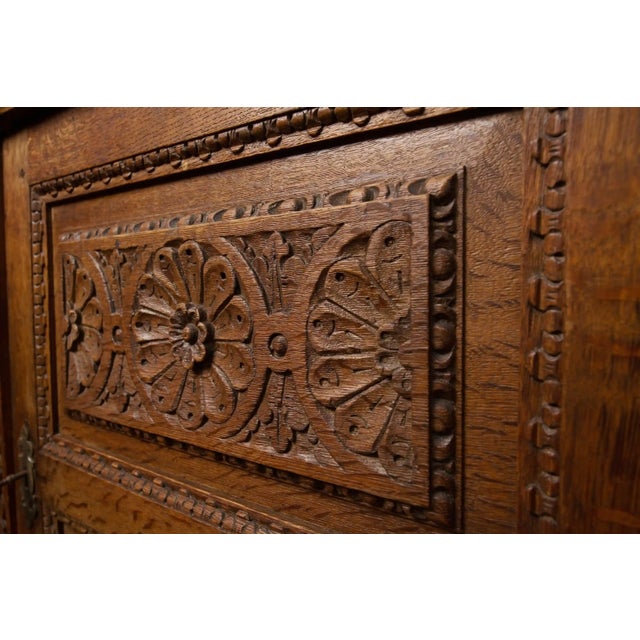 18th Century Renaissance Chest of Drawers For Sale - Image 4 of 6