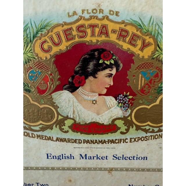Traditional Vintage Cuesta-Rey Wooden Cigar Box For Sale - Image 3 of 12