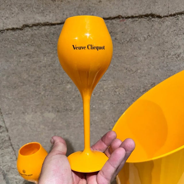 2010s Veuve Clicquot Orange Champagne Ice Bucket With Four Glasses Set For Sale - Image 5 of 12