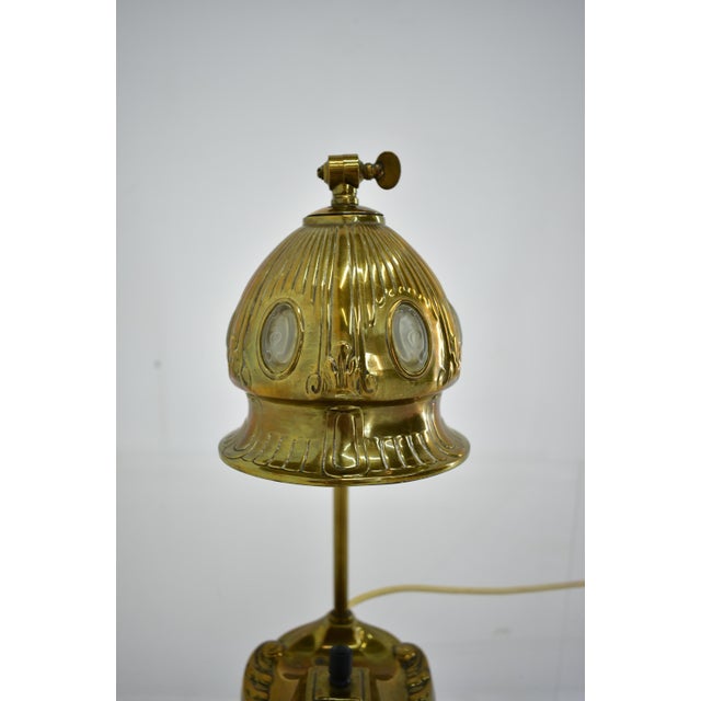 Gold Vintage Vienna Secession style Table Lamp in Brass & Glass, Austria, 1930s For Sale - Image 8 of 18