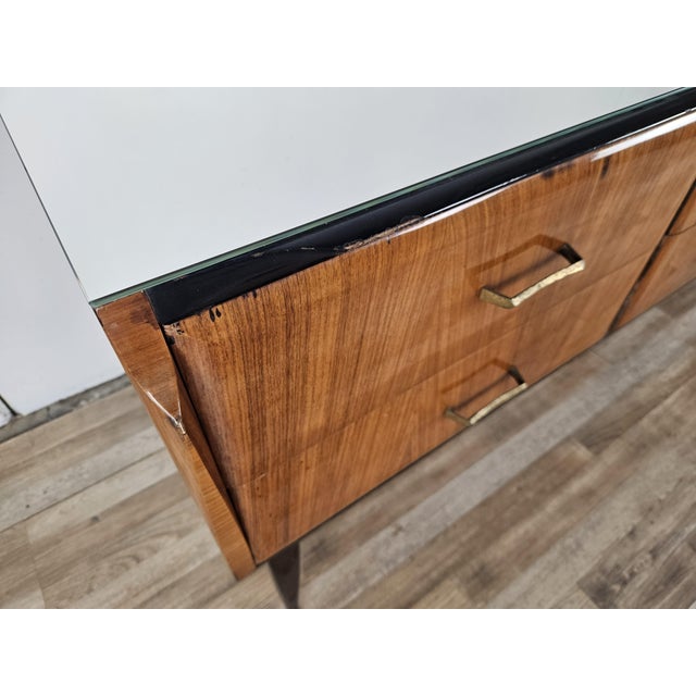 Mahogany Burl Chest of Drawers with Mirrored Top, 1960 For Sale - Image 4 of 18