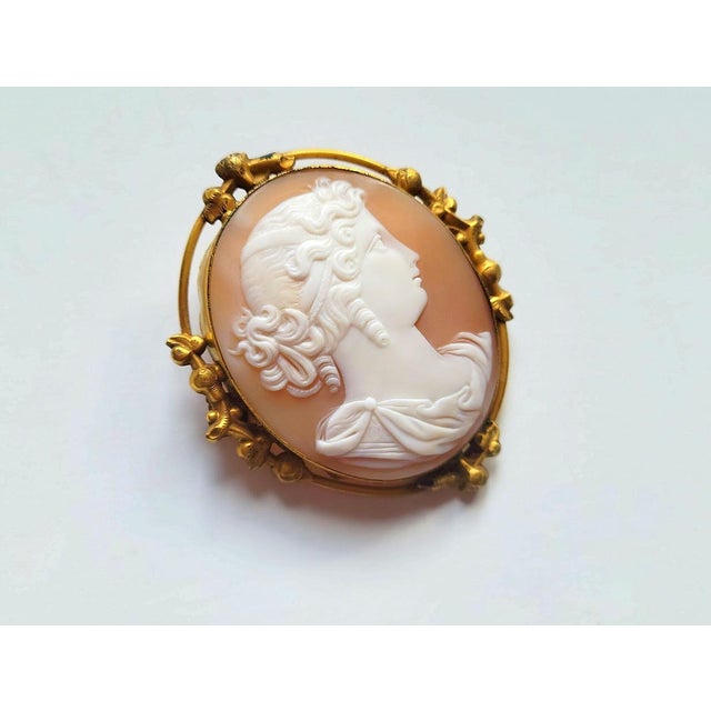 Victorian Antique Victorian Shell Cameo Brooch, Italy, Mid-19th Century For Sale - Image 3 of 6