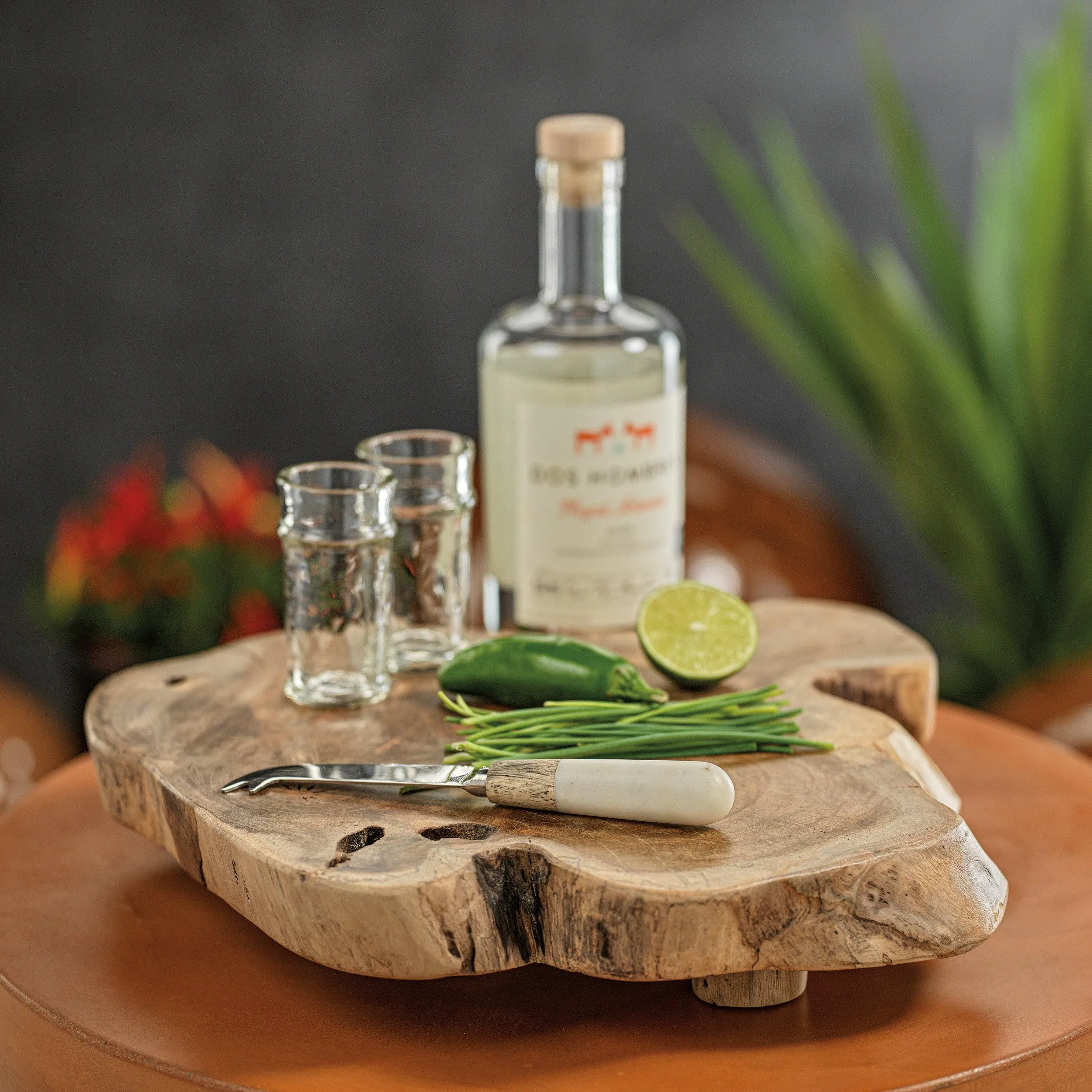 Zodax Live Edge Charcuterie & Cheese Board - Thumbnail 3