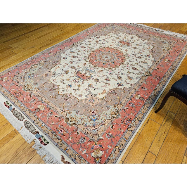 Persian Tabriz Rug, Hand-Knotted Wool & Silk, Fine Floral Pattern, Ivory & Salmon, 7x10 For Sale - Image 4 of 17