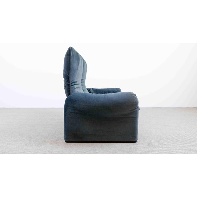 Maralunga Sofa by Vico Magistretti for Cassina, 1980s For Sale - Image 11 of 18
