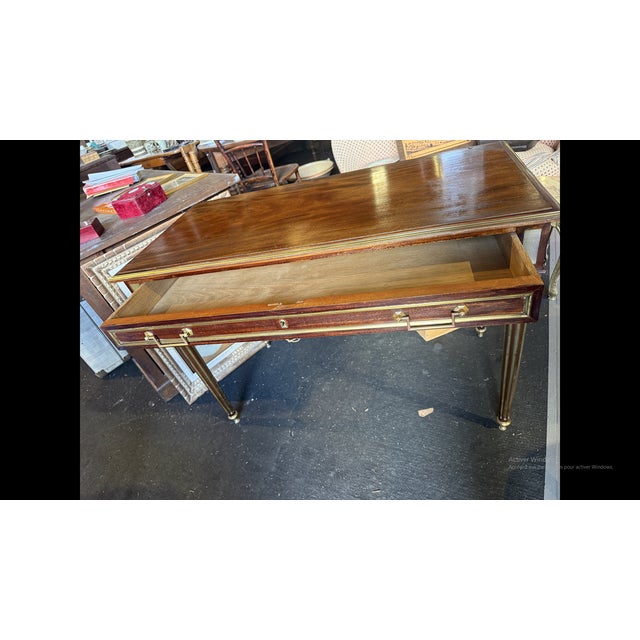 Louis XVI Desk in Walnut For Sale - Image 4 of 5