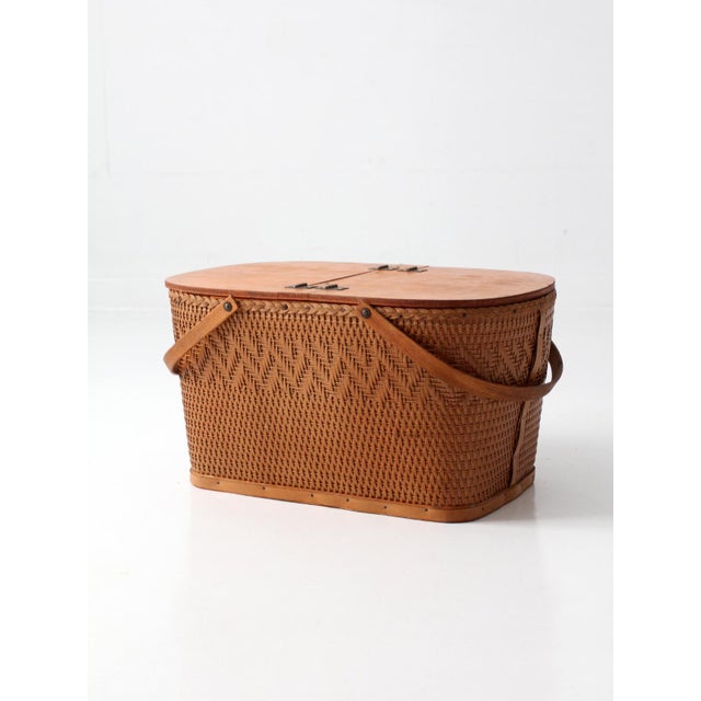 Wood Mid-Century Redmon Picnic Basket Set For Sale - Image 7 of 18