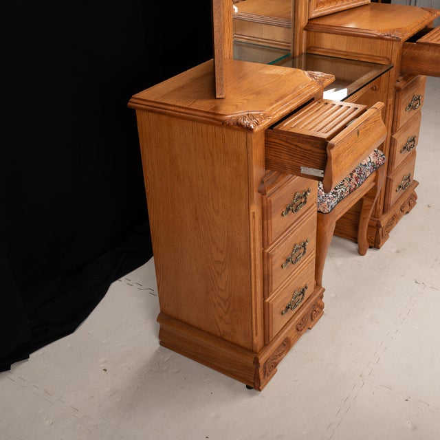 1990s Oakwood Interiors Oakcrest Vanity W/ Bench, Carved of Solid Red