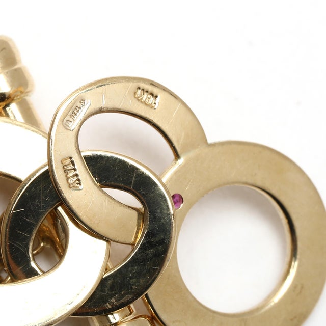 Modern Roberto Coin Circular Toggle Link Bracelet, 18k Yellow Gold, 7.25 Inches For Sale - Image 3 of 5
