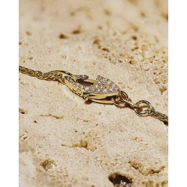 2020s 14k Mariner Chain With Custom Double-Sided Diamond Clasp For Sale - Image 5 of 7