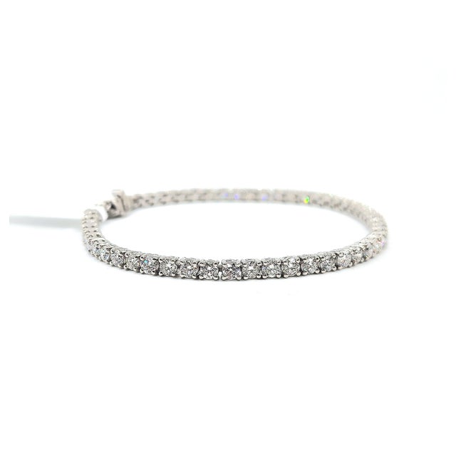 Silver 4.89 Ct Diamond Tennis Bracelet For Sale - Image 8 of 8