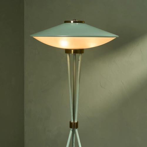Mid-Century Modern Sage Green Lacquered Floor Lamp with Brass Details from Stilnovo, Italy, 1955 For Sale - Image 3 of 12