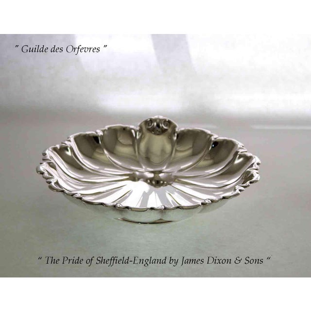 1970s 1970’s Vintage/New Silverplate Shell Shape, Cake or Macaron Dish by James Dixon & Sons For Sale - Image 5 of 12