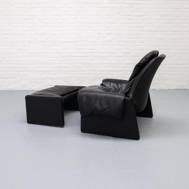 Set of P60 Chair and Ottoman by Vittorio Introini for Saporiti Italia, 1970s For Sale - Image 6 of 18