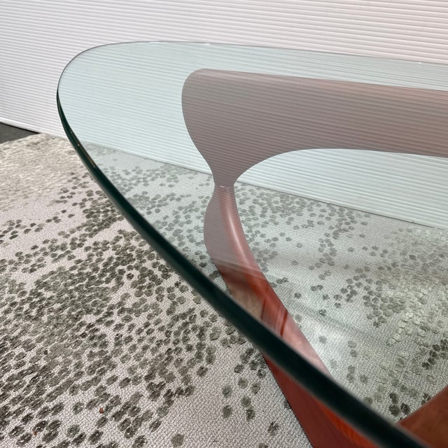 Glass In the Style of Noguchi Coffee Table For Sale - Image 7 of 12