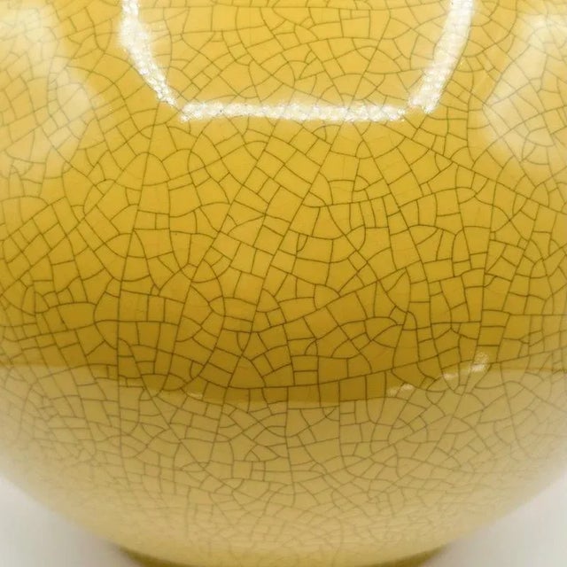Large Mid 20th Century Chinese Tianqiuping Yellow Vase Ceramic Crackle Glaze Bulb Shape For Sale - Image 12 of 12