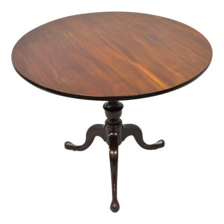 20th Century Queen Anne Style Tripod Mahogany Tilt Top Occasional Table For Sale