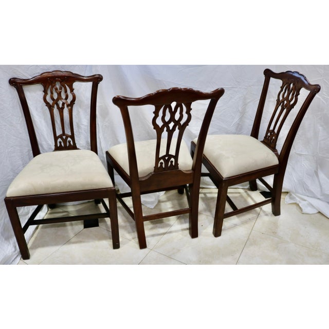 English Late 20th Century Theodore Alexander Furniture Althorp Great Room Dining Chairs - Set of 7 Side Chairs For Sale - Image 3 of 7