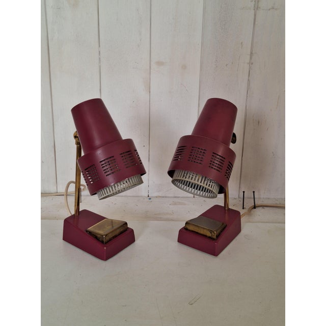 Mid-Century Bedside Lamps in Red Lacquered Metal with Brass Accents, 1960s, Set of 2 For Sale - Image 6 of 7