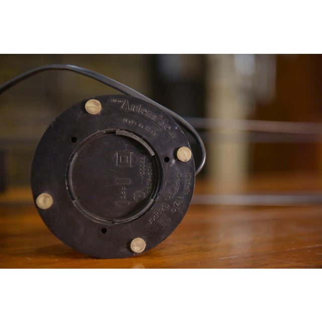 Artemide Tizio Desk Lamp by Richard Sapper for Artemide, 1980s For Sale - Image 4 of 12