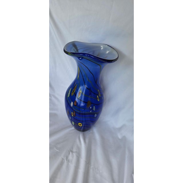 Mid-Century Modern Vintage Murano-Style Cobalt Blue Millefiori Art Glass Ruffled Vase For Sale - Image 3 of 3