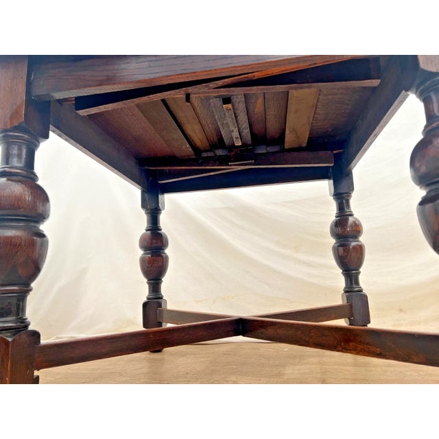 Early 20th Century English Tudor Expansion Table Turned Baluster Legs Quarter Sawn Oak, X-Stretcher For Sale - Image 16 of 16