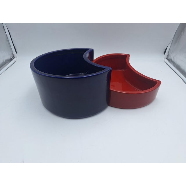 Vintage V-Bol Vases in Glazed Clay by Zaven for Zanotta, 1990s, Set of 2 For Sale - Image 6 of 15