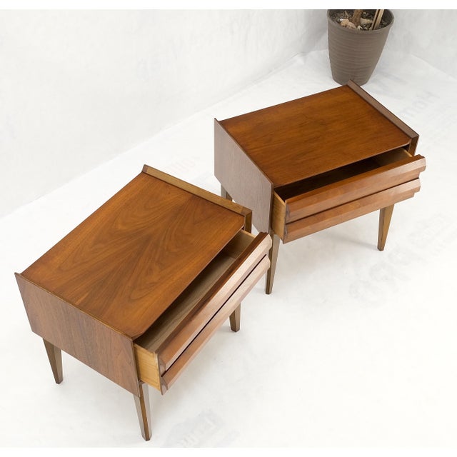 Pair Two Drawers Walnut Mid-Century Modern End Side Night Stands Tables Mint! For Sale - Image 9 of 17