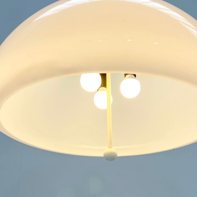 White Saliscendi Pendant Light by Elio Martinelli for Martinelli Luce, 1970s For Sale - Image 6 of 9