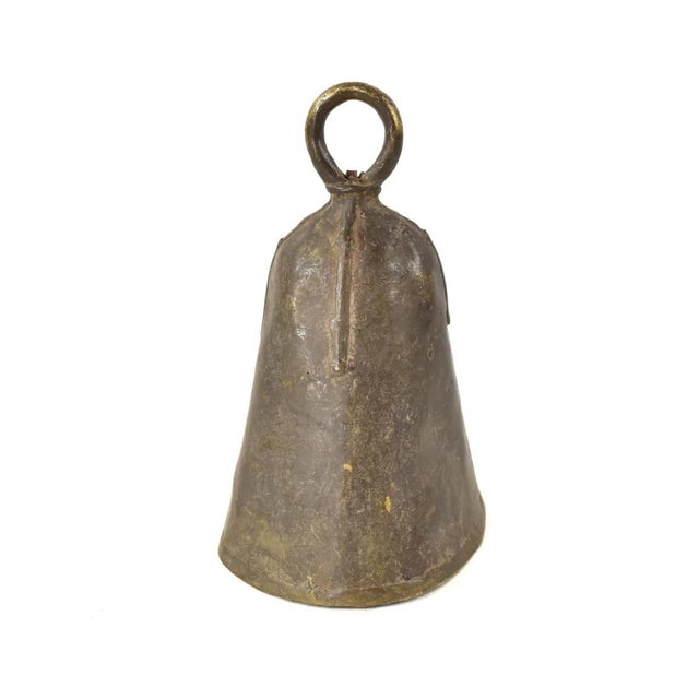 African Early 20th Century Benue Brass Bell Nigeria For Sale - Image 3 of 6