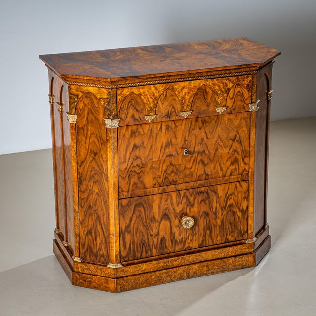 Mid-19th Century Pair of Commodes with Gothic Arches, Italy For Sale - Image 4 of 12