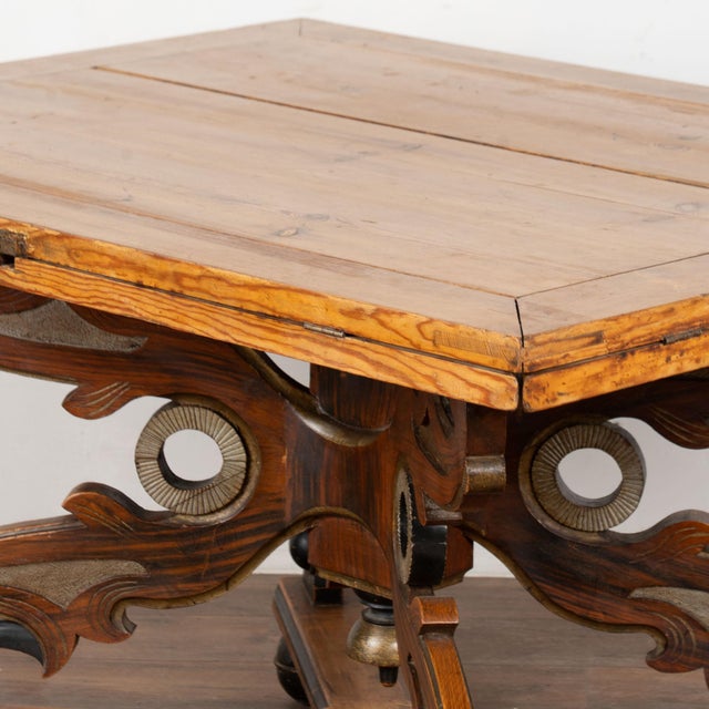 19th Century Swedish Pine Drop Leaf Pedestal Dining Table For Sale - Image 14 of 17