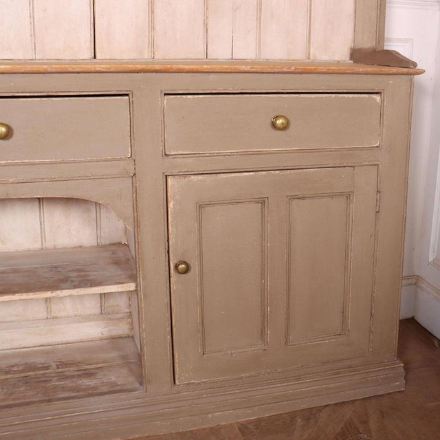 Large Country House Dresser in Pine For Sale - Image 6 of 12
