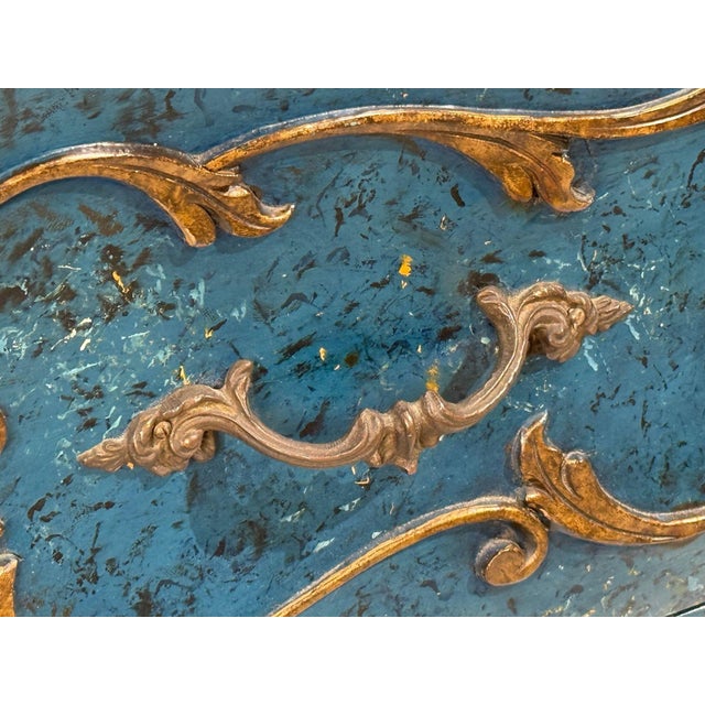 Single Royal Blue and Parcel-Gilt Decorated Bombay Commode or Chest For Sale In New York - Image 6 of 10