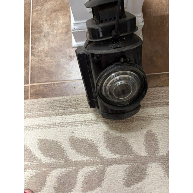 Early 19th Century Adams and Westlake "Adlake" Non-Sweating Caboose or Switch Lantern For Sale - Image 4 of 4