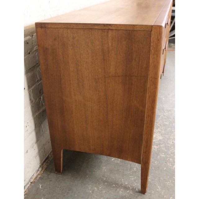 Mid 20th Century Mid 20th Century Walnut 'Emphasis' Dresser by Broyhill For Sale - Image 5 of 16