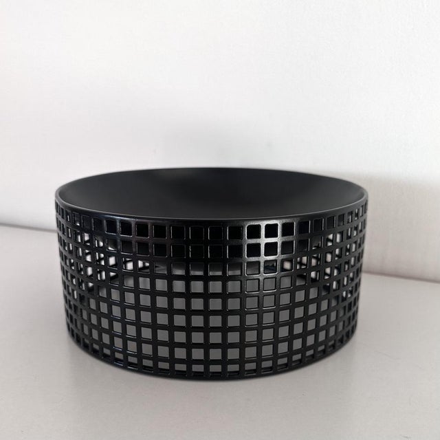 Black Bowls by Josef Hoffmann for Bieffeplast, 1986, Set of 2 For Sale - Image 8 of 10