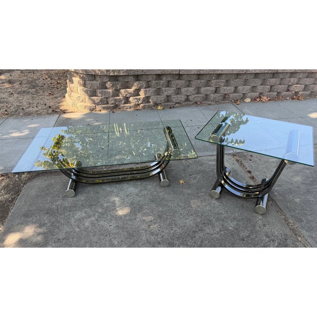 Vintage mid century modern The product is a modern, fully assembled art deco coffee table and side table set designed by...