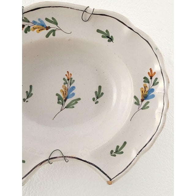 19th Century French Faïence Shaving Bowl For Sale - Image 4 of 6