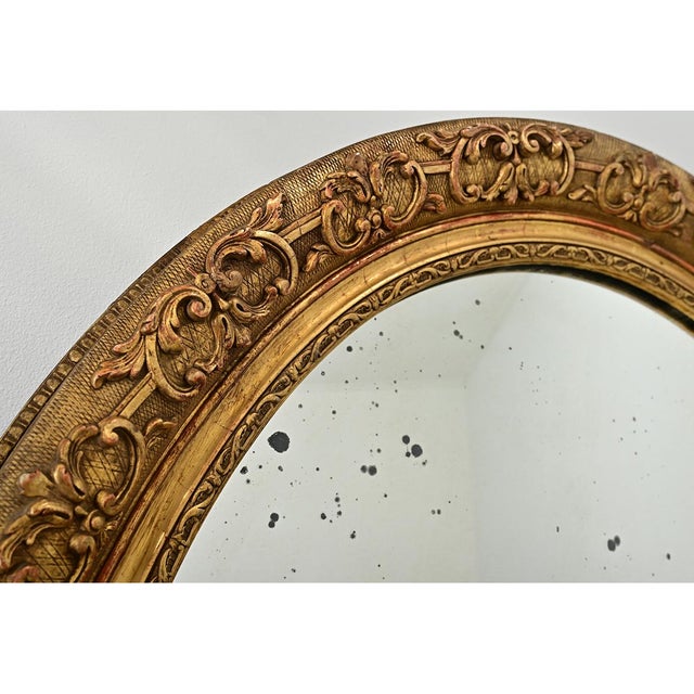 French 19th Century Massive Oval Gilt Mirror For Sale In Baton Rouge - Image 6 of 15