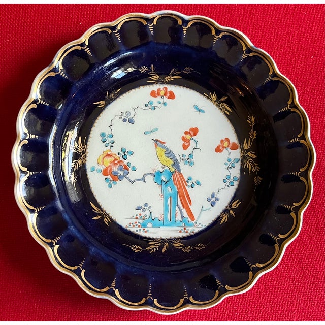 Worcester Porcelain First Period Worcester Porcelain Exotic Bird Plate in the Kakiemon Taste Circa 1780 For Sale - Image 4 of 9